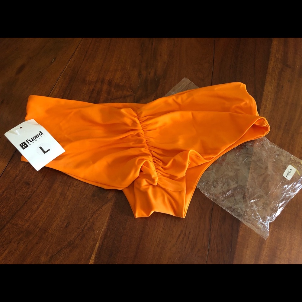 Fused Hawaii Papaya Size Large